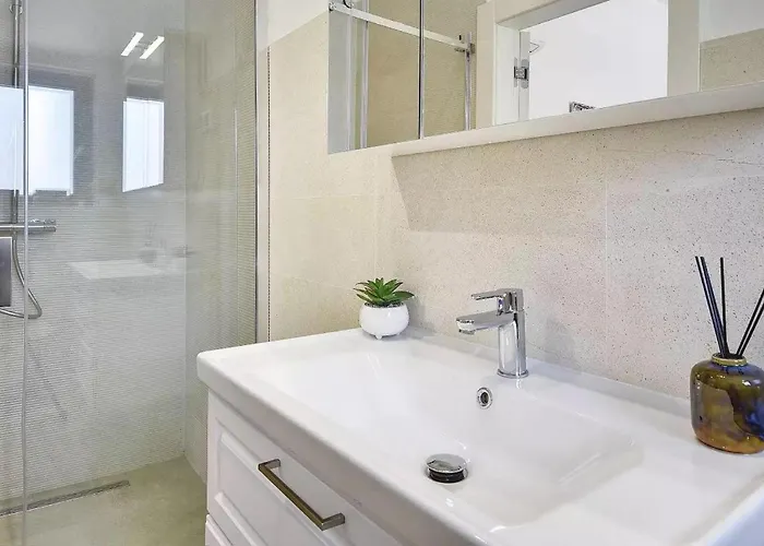 بيت للعطل D&v