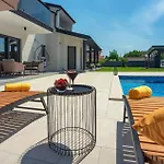 D&v Holiday home Pula